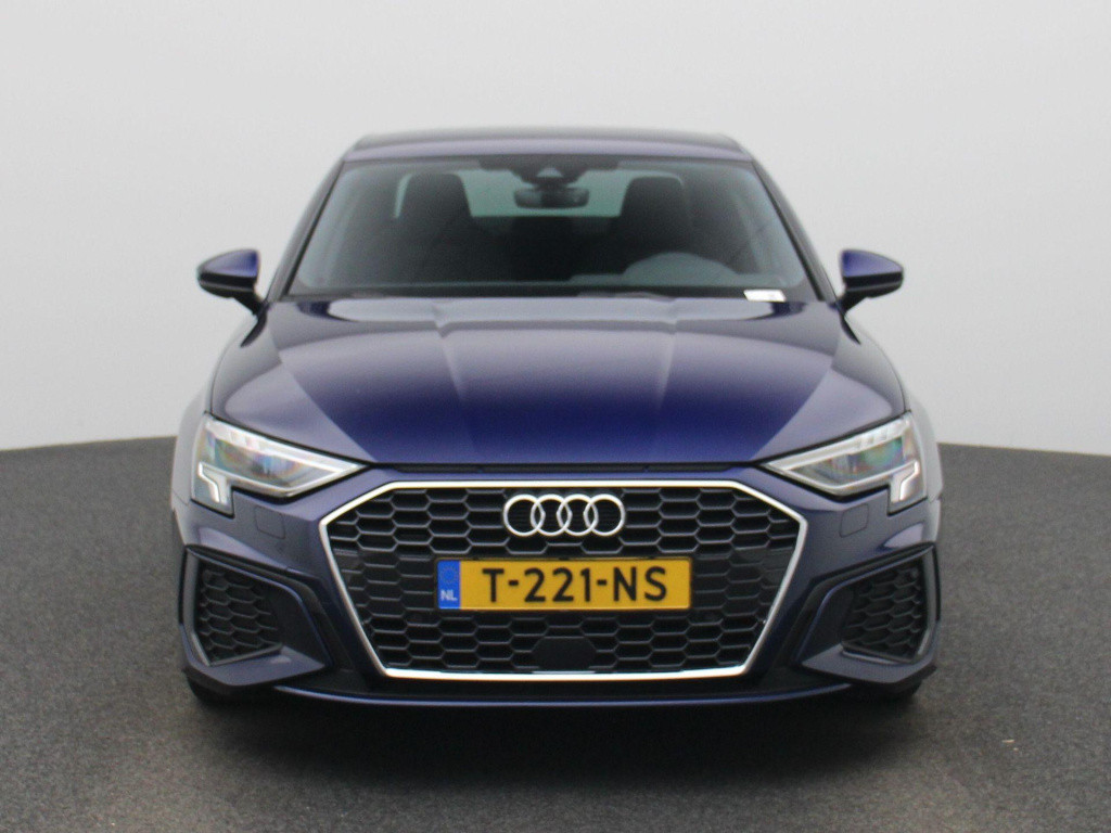 Audi A3 limousine 35 tfsi s edition | s-line interieur | automaat | navigat