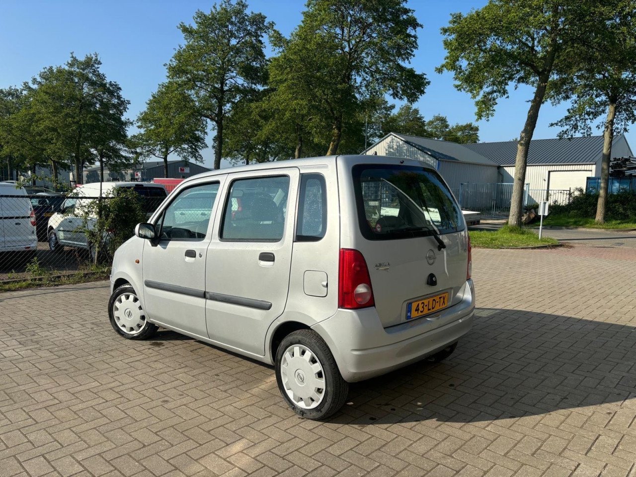 Opel Agila 1.2-16V Comfort Hoogziter