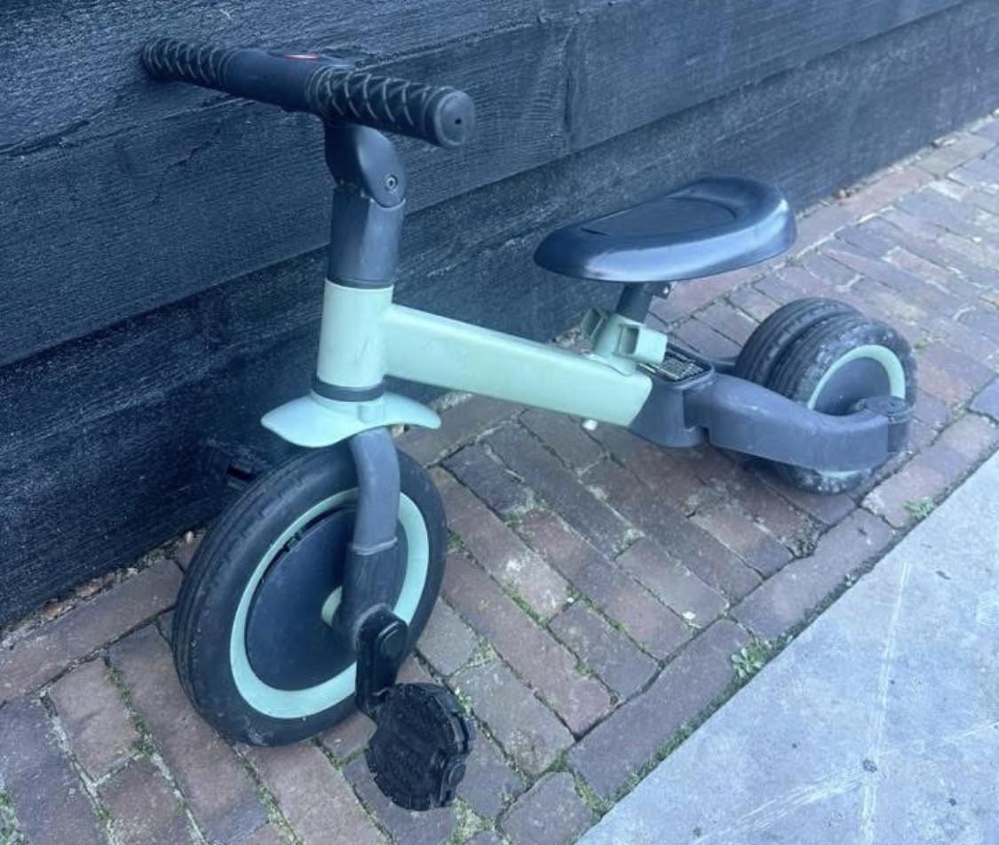 Topmark driewieler / loopfiets (om te bouwen tot loopfiets