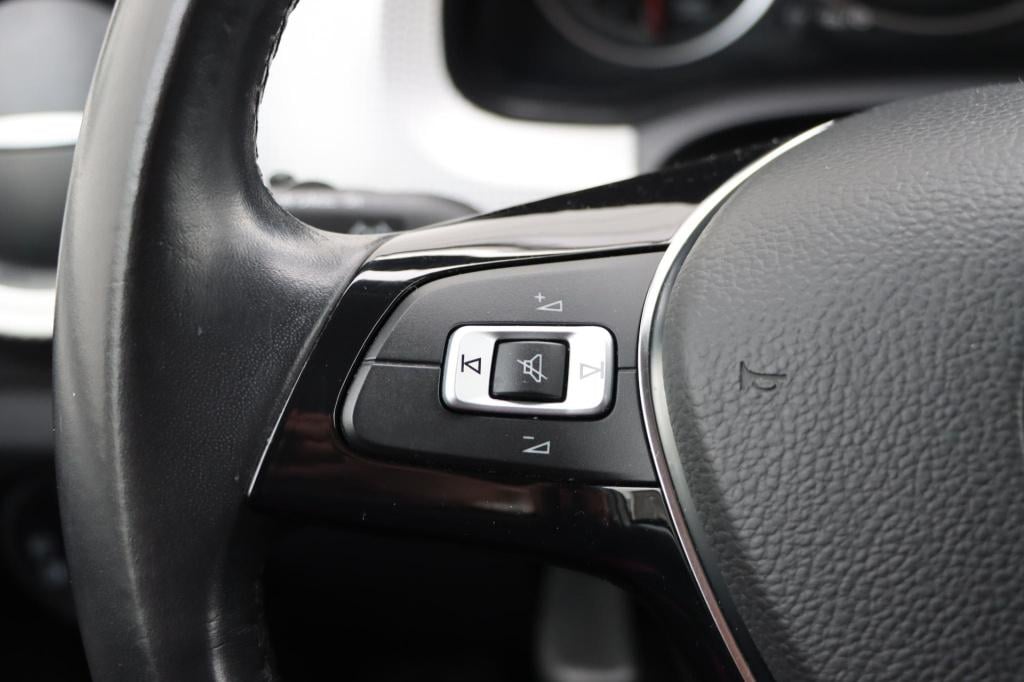 Volkswagen UP! 1.0 tsi bmt high up!