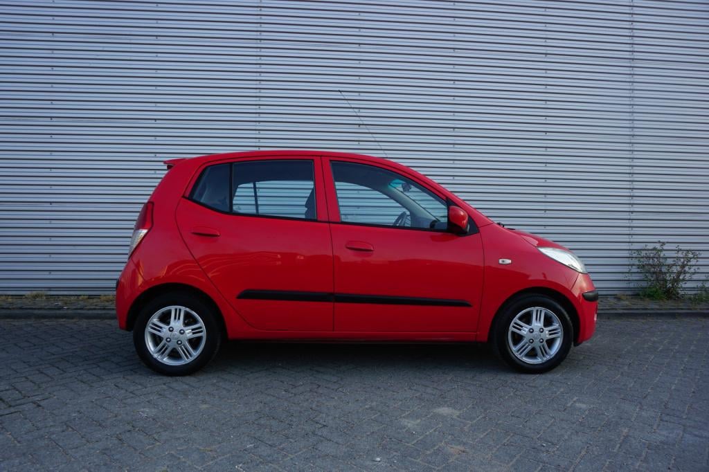Hyundai I 10 1.1 dynamic xl airco / elektr. ramen / lm velgen / nap / apk t