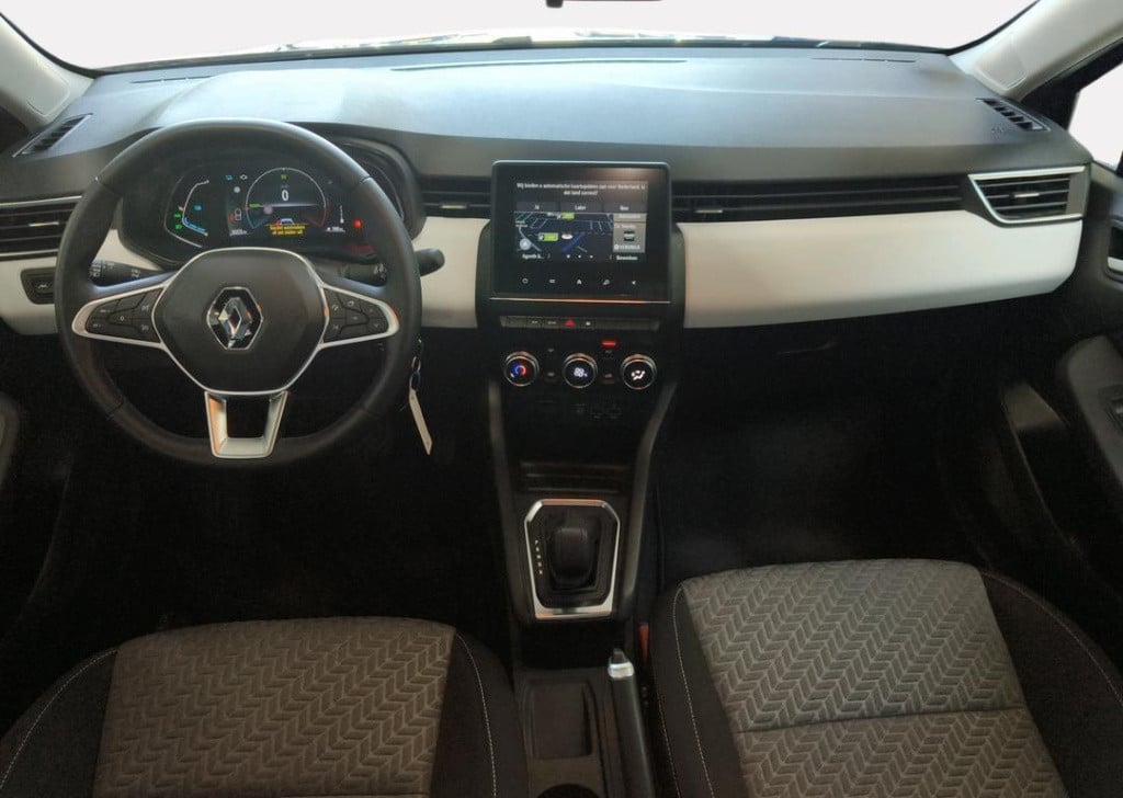 Renault Clio 1.6 e-tech hybrid 145 evolution