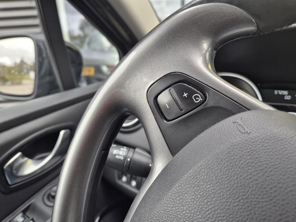 Renault Clio tce 90 limited climate control, navigatie, bluetooth, trekhaak