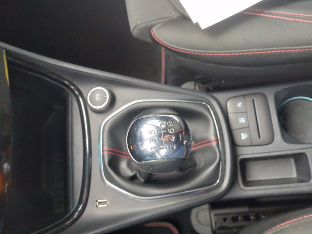 Ford Puma 1.0 eb hybrid st-line
