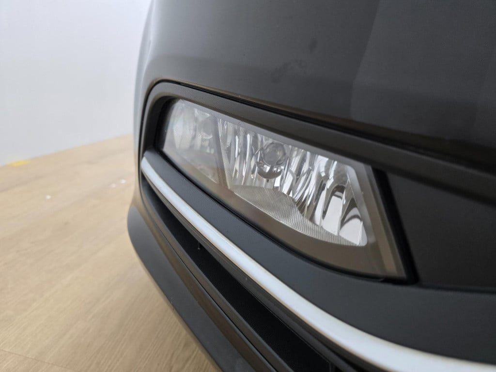 Volkswagen Polo occasion comfortline black edition met cruisecontrol en leu