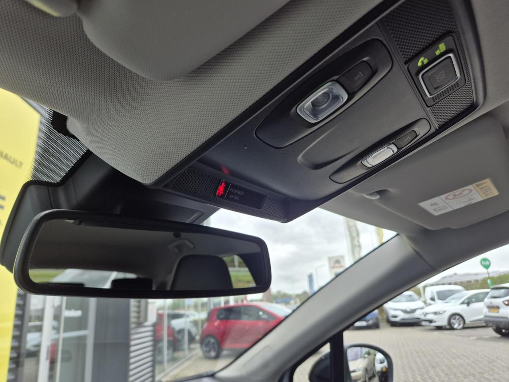 Renault Captur 1.3 tce 130 edc automaat intens verkocht
