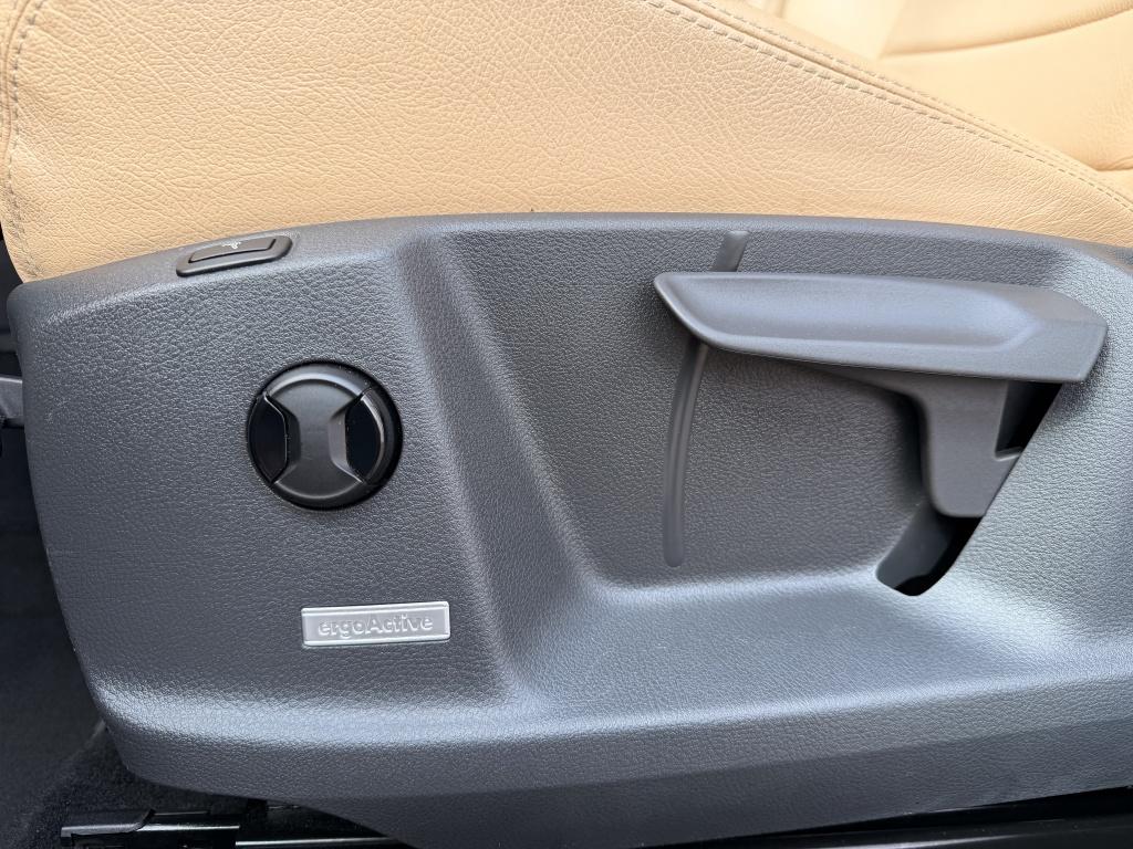 Volkswagen Golf Sportsvan 1.2 tsi highline dsg automaat | leder | trekhaak!