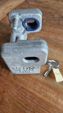 Disselslot voor Hobby caravan