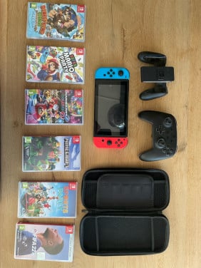 Nintendo Switch compleet met 6 spellen (GERESERVEERD)