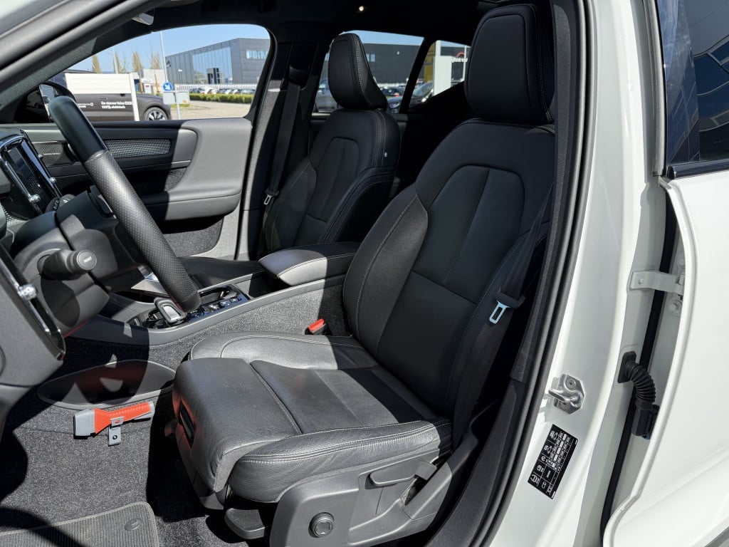 Volvo XC40 t5 262pk recharge| full options ! trekhaak