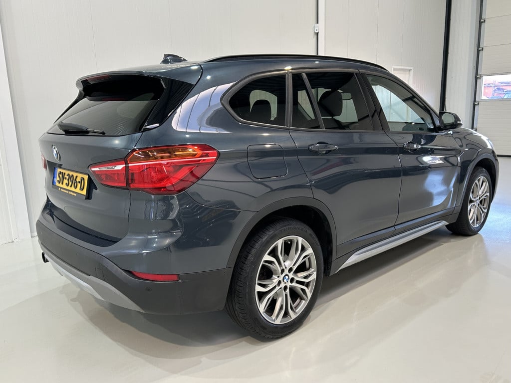 BMW X1 sdrive18i high executive