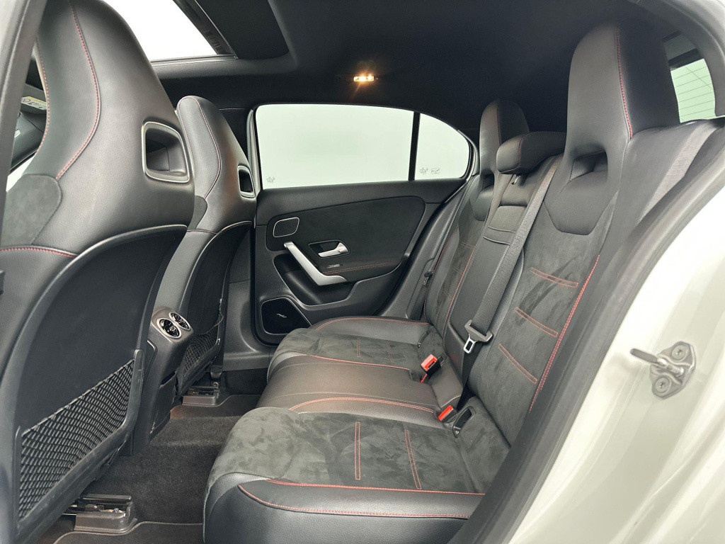 Mercedes-Benz A-Klasse 220 4matic amg pano acc sfeer memory