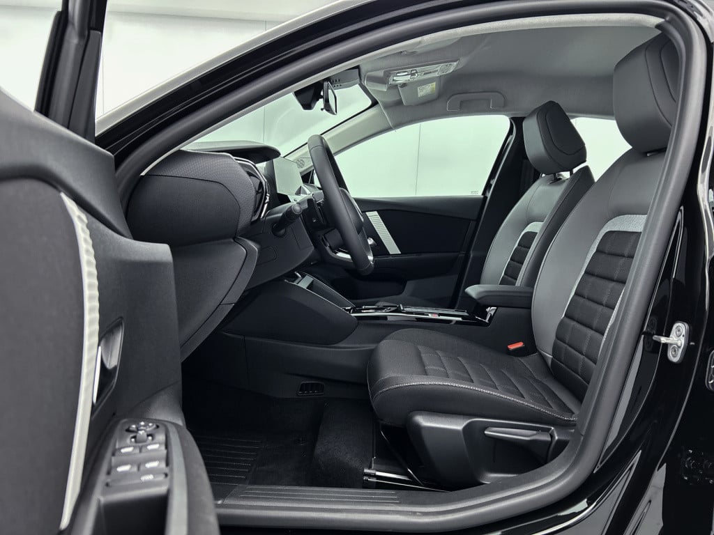 Citroen C4 hybrid 145pk automaat business private lease € 489,- pm - 48mnd 