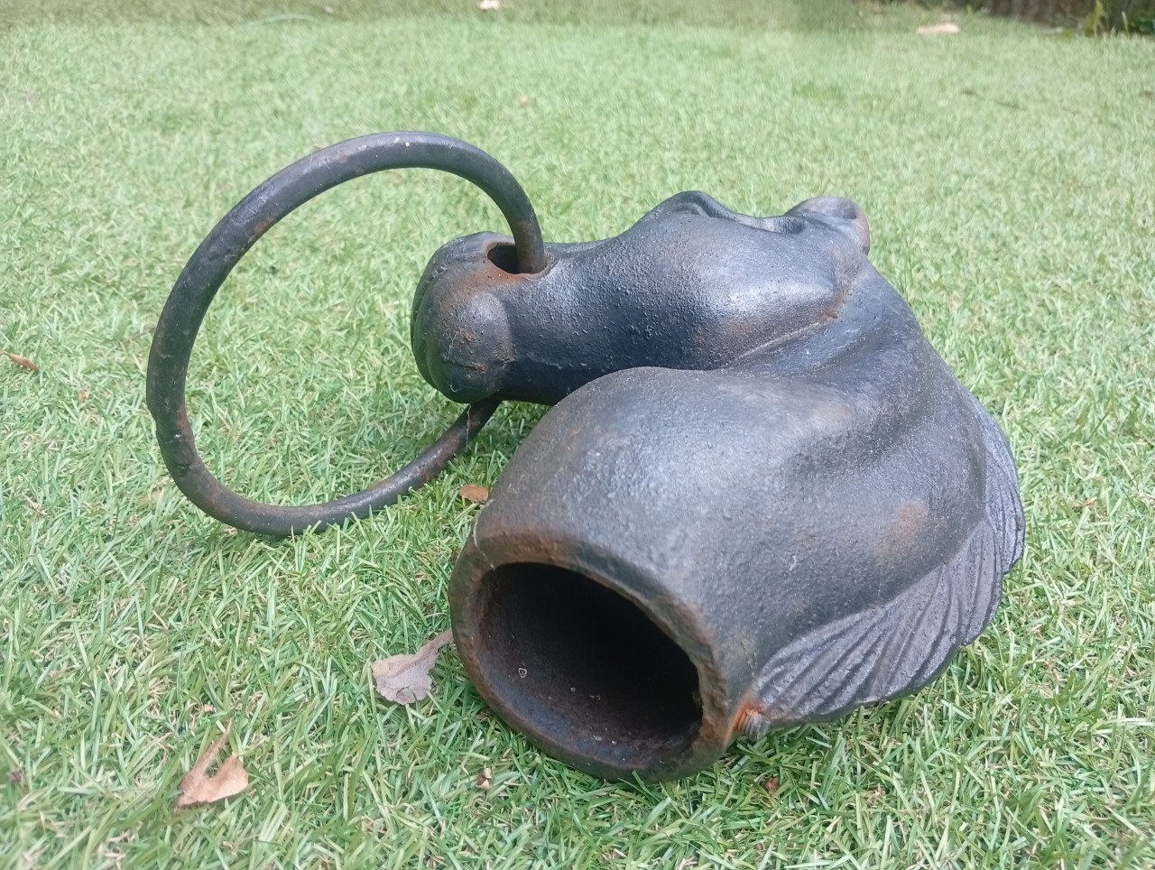 Gietijzeren paardenhoofd paalornament (8 stuks beschikbaar)