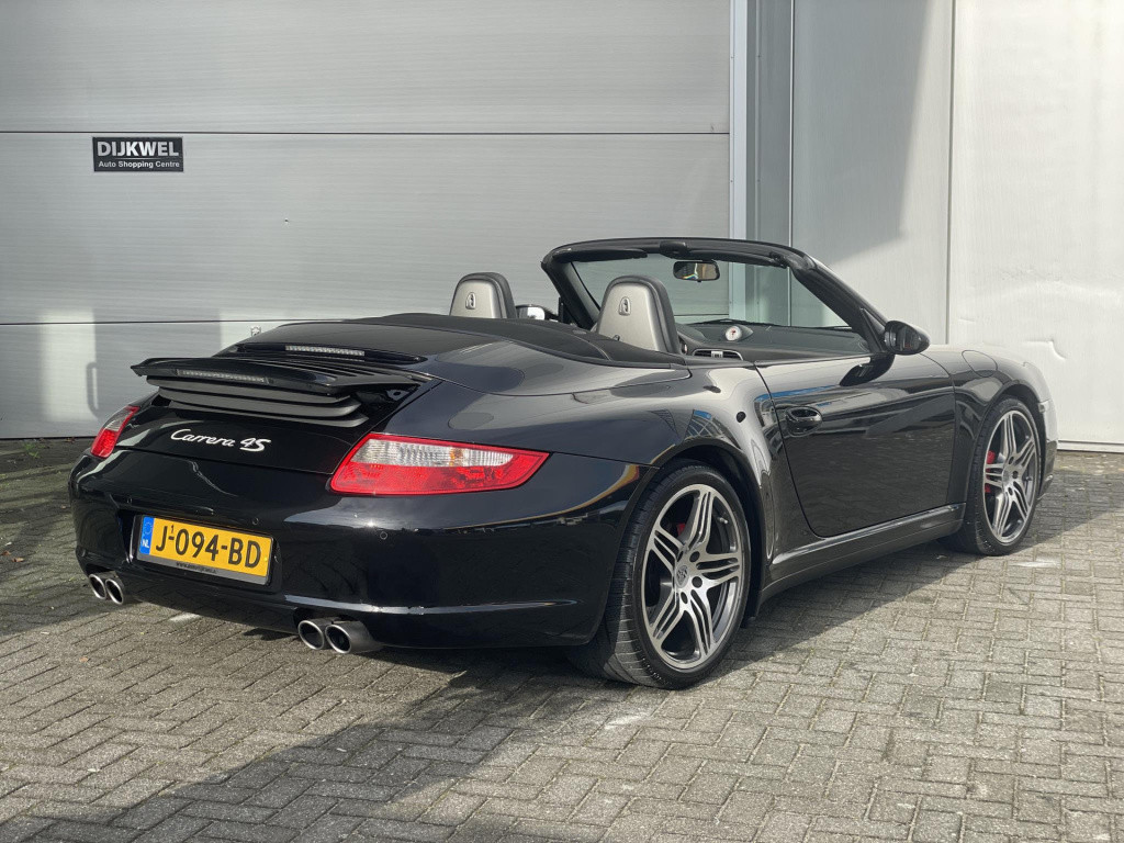 Porsche 911 cabrio 3.8 carrera 4s