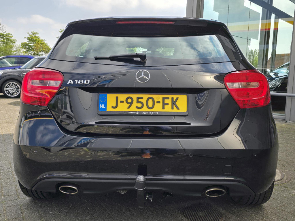 Mercedes-Benz A-Klasse 180 ambition urban-pakket slechts 83.000 km!!