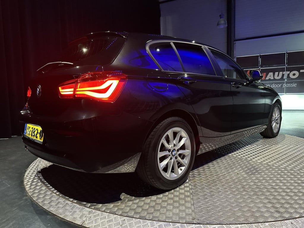 BMW 1 Serie 118i high executive *origineel nl*navi*clima*led*
