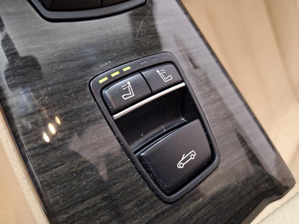 BMW 4 Serie cabrio 420i high executive | nekverwarming | trekhaak afneembaa