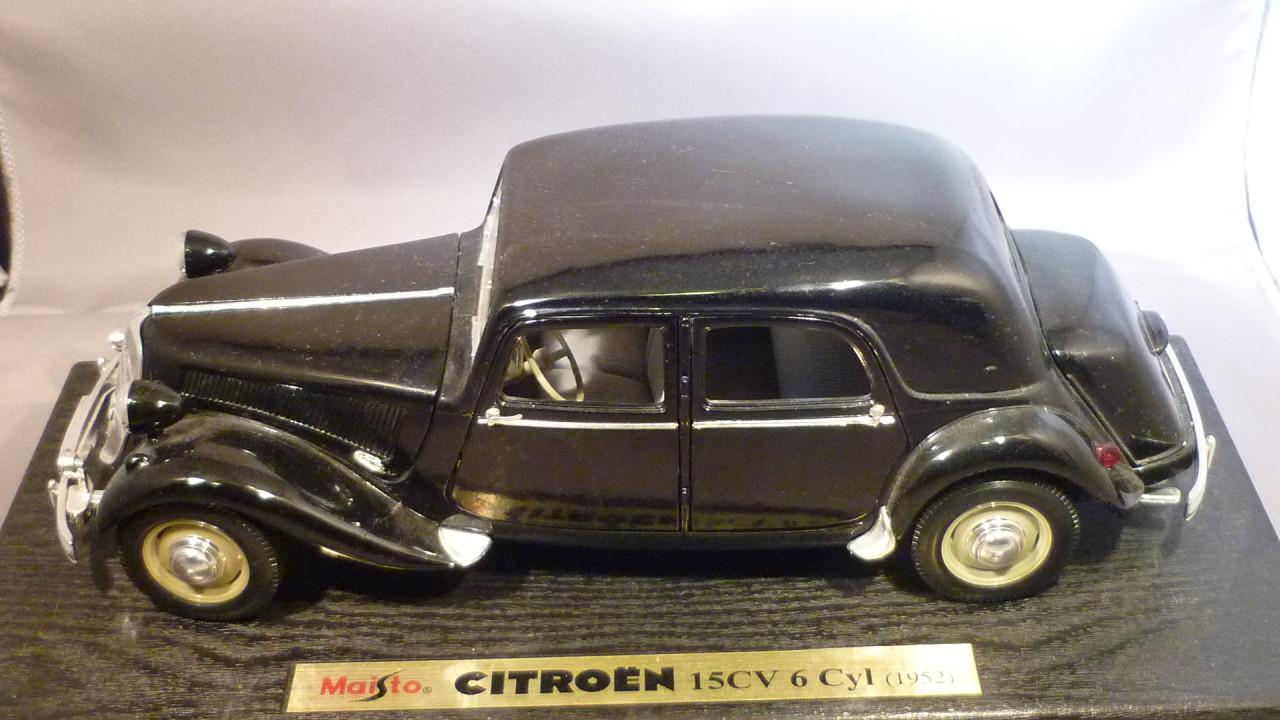 Model auto Citroën 15CV 6cyl metaal