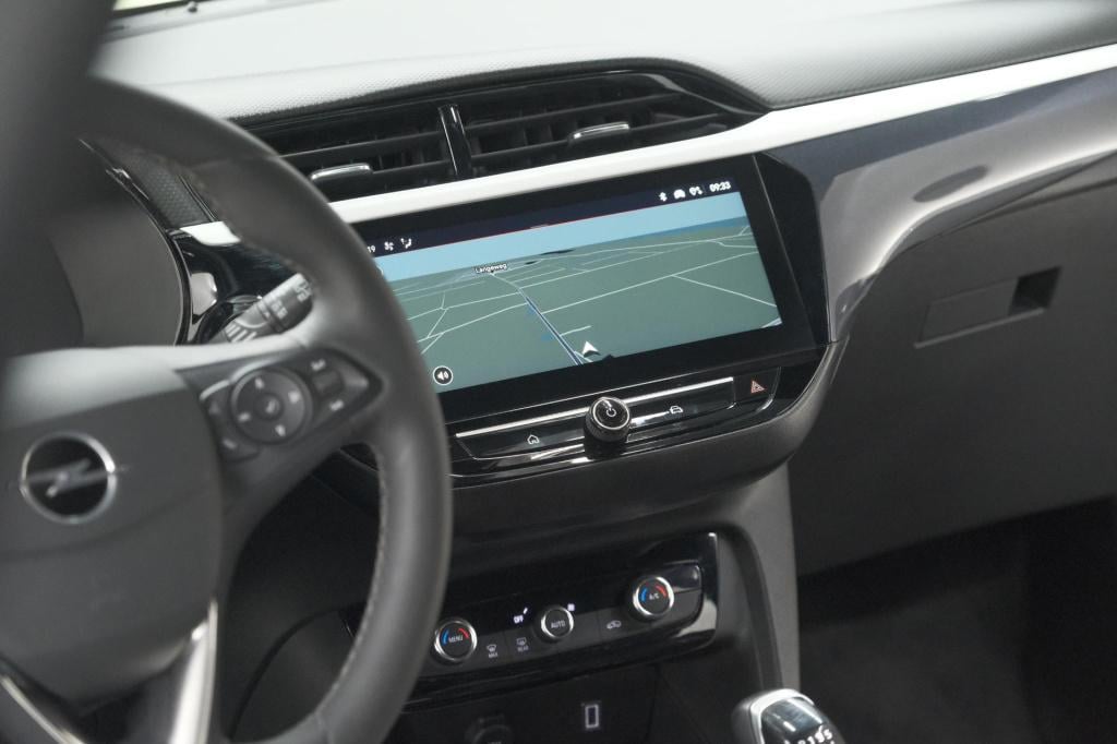 Opel Corsa turbo 100 gs | camera | dodehoekdetectie | navigatie | apple car