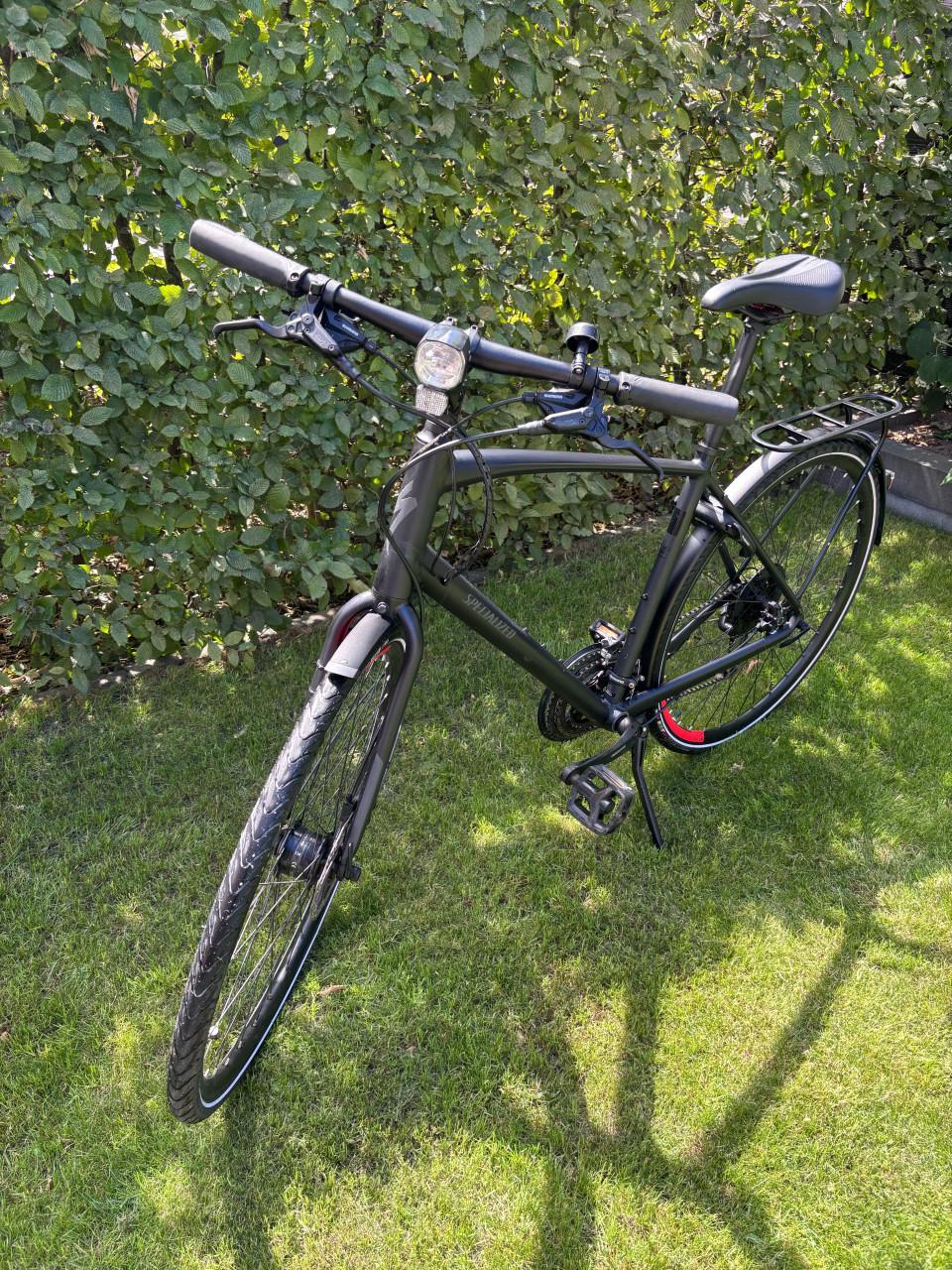 Specialized Sirrus hybride herenfiets
