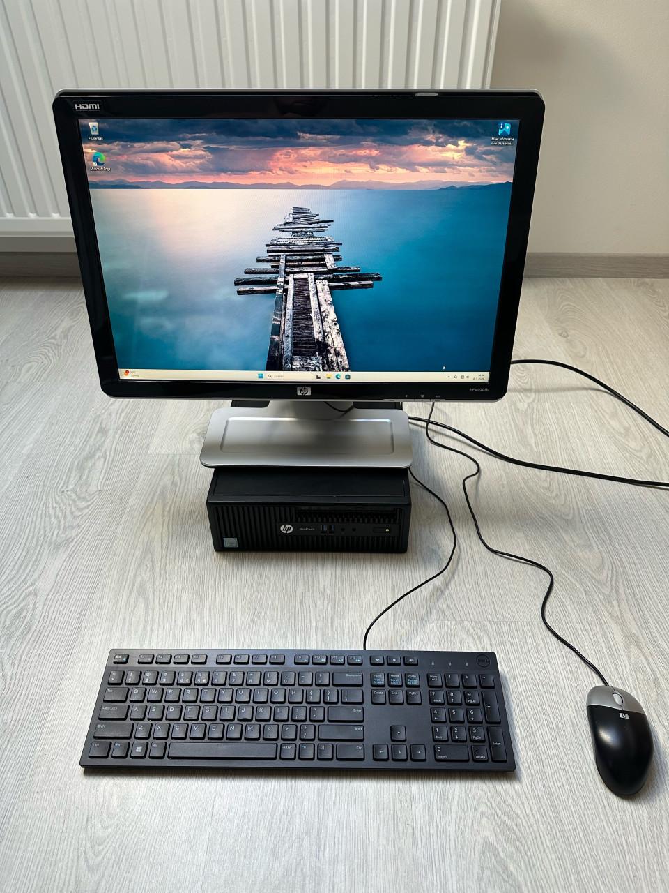 Complete set  HP ProDesk / Intel Core i3 / 8GB ram / Windows 11 /