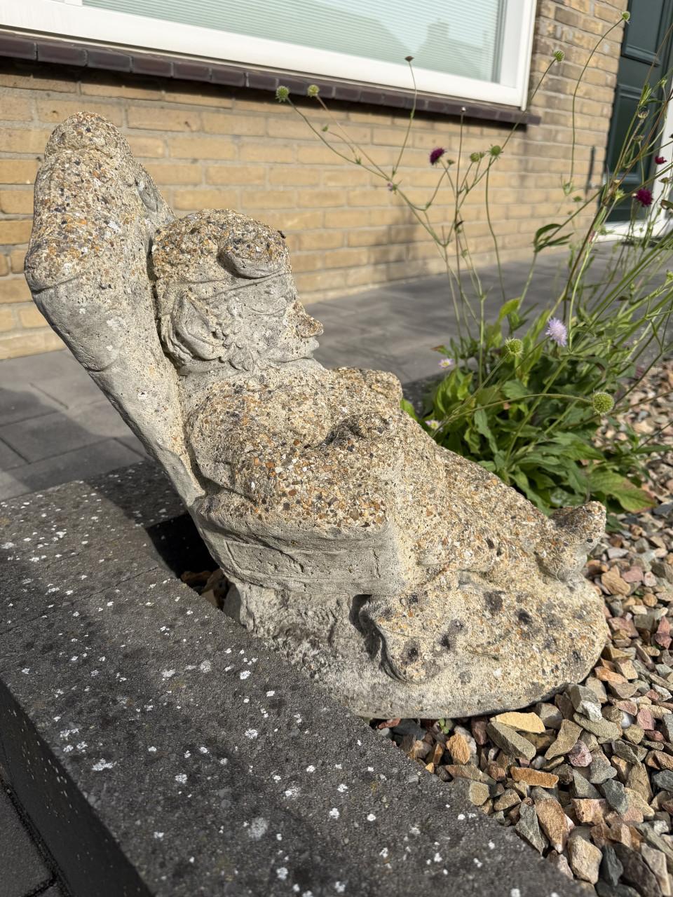 Betonnen tuinbeeld
