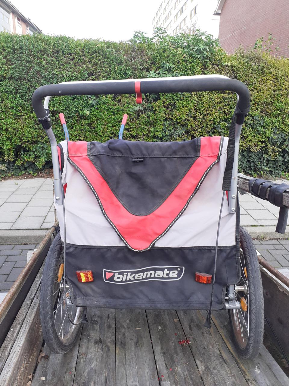 Aanhangfiets en moederfiets kinderzitjes en fietstas& Fiets-kar