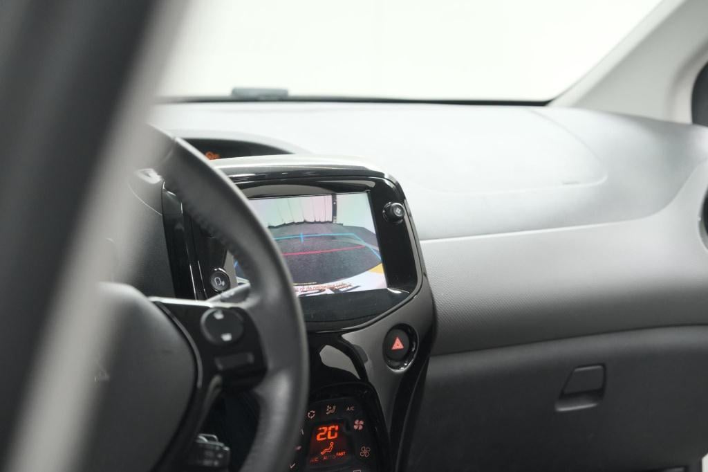 Peugeot 108 1.0 e-vti allure top! | elektrisch vouwdak | camera | navigatie