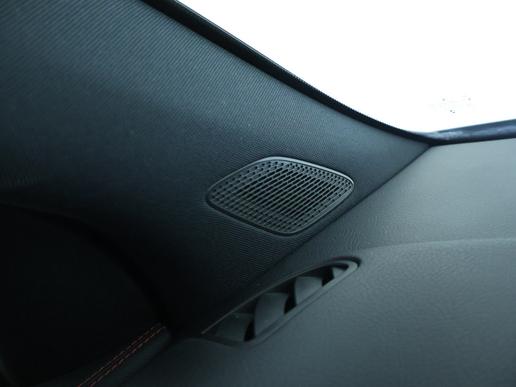 Mercedes-Benz Gla-klasse 180 business solution amg | sfeerverlichting | pan