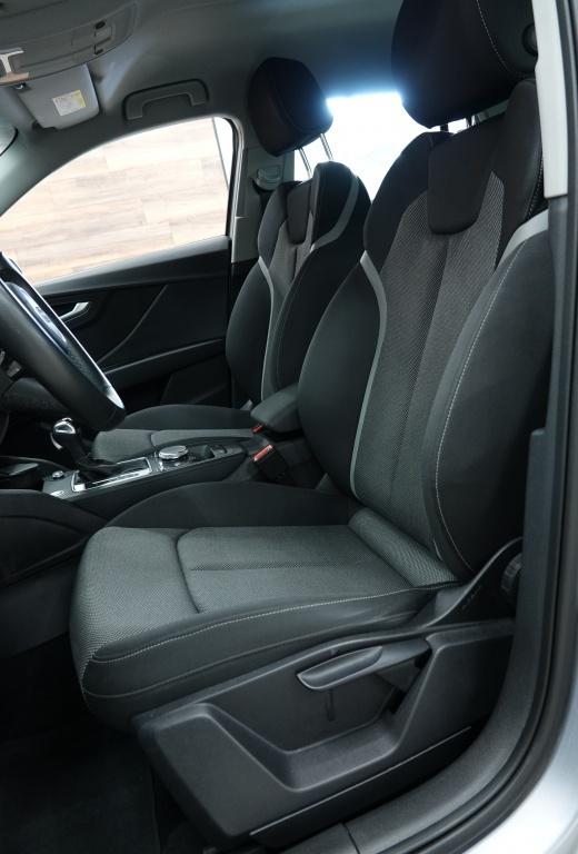 Audi Q2 35 tfsi | carplay | keyless | stoelverw. |