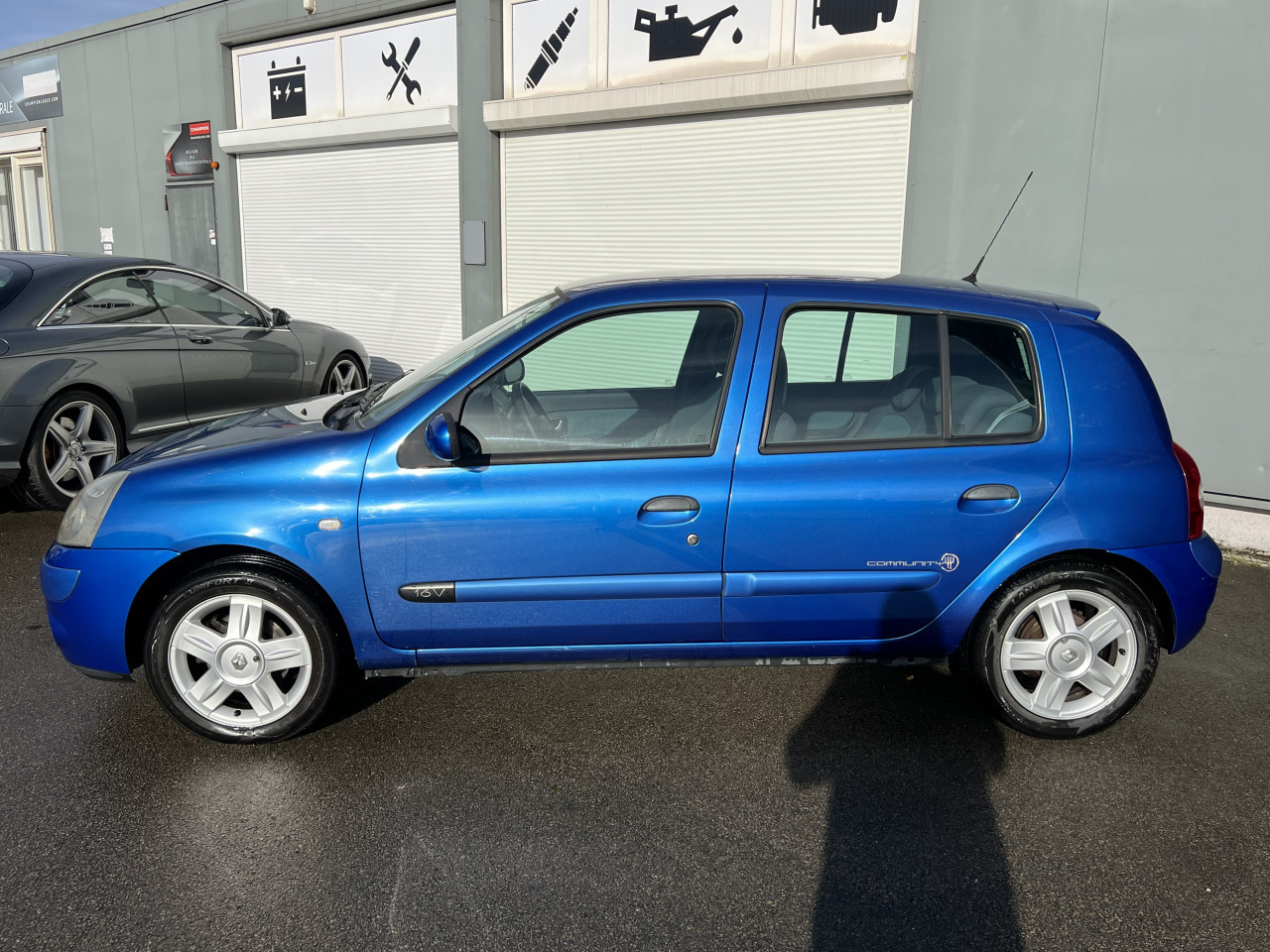 Renault Clio 1.2-16V 5 deurs AIRCO ! ! !