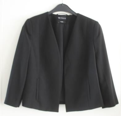 Zwarte blazer maat s