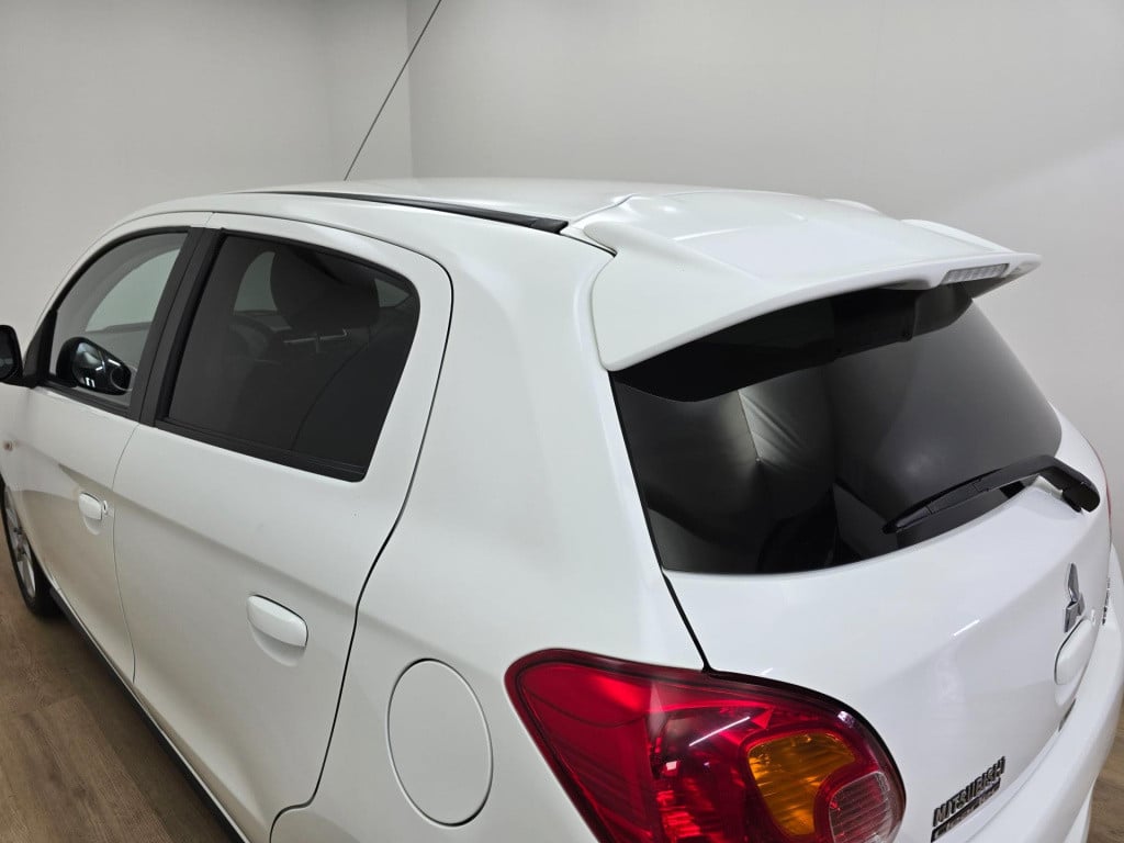 Mitsubishi Space Star occasion 1.2 intense+ met sportvelgen en clima airco 