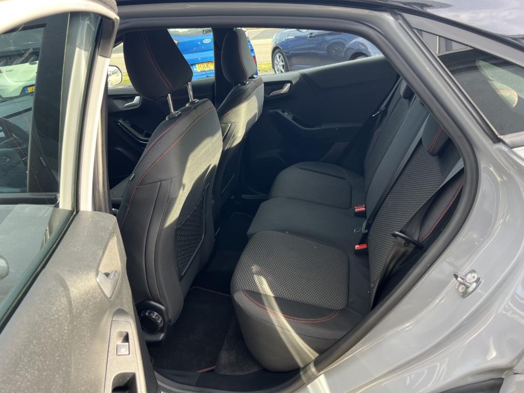 Ford Puma 1.0i ecoboost hybrid 155pk st-line , car play , voorruitverwarmin