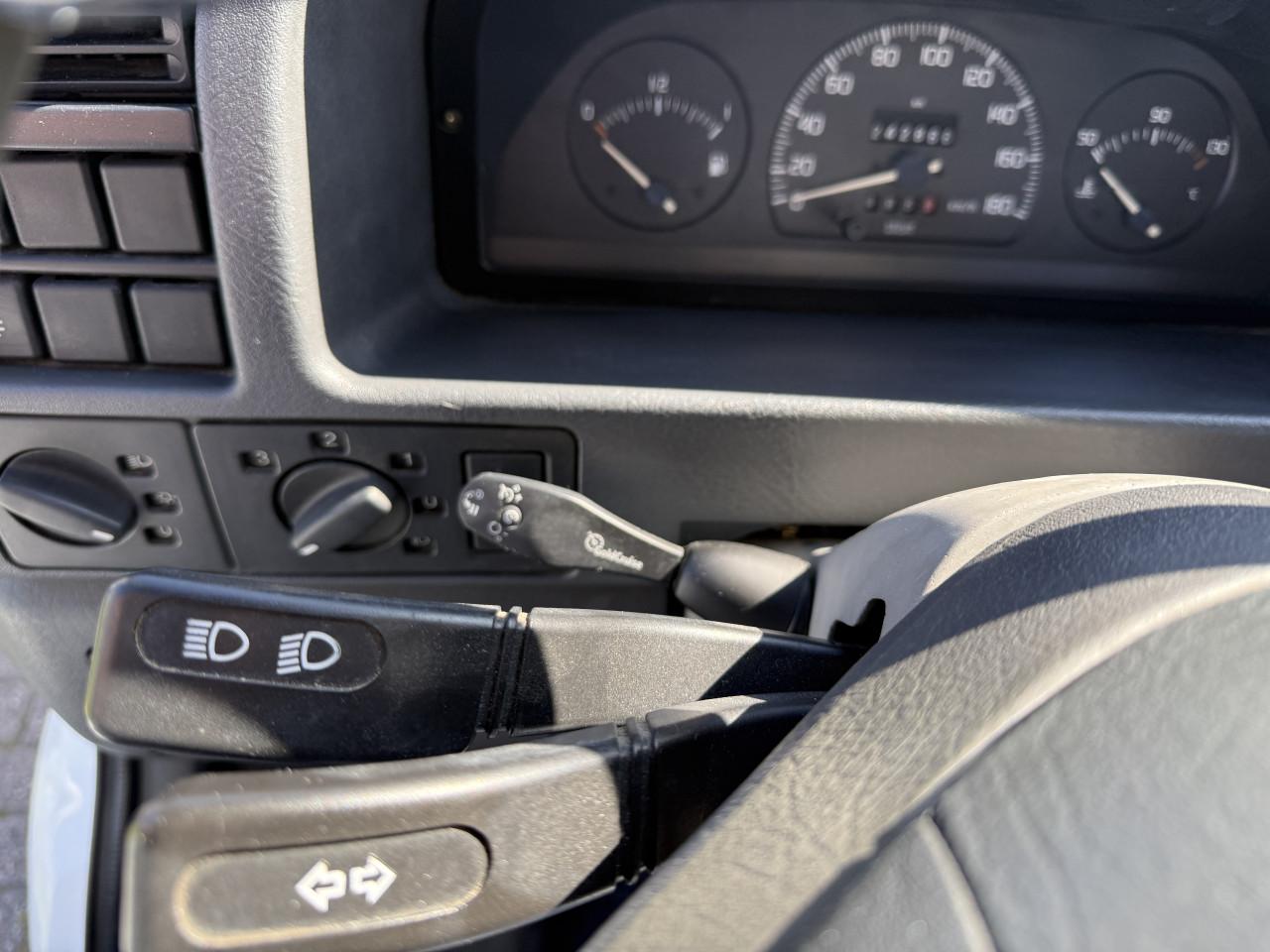 🚐 4-persoons buscamper – Compact, compleet en klaar voor gezinsavonturen