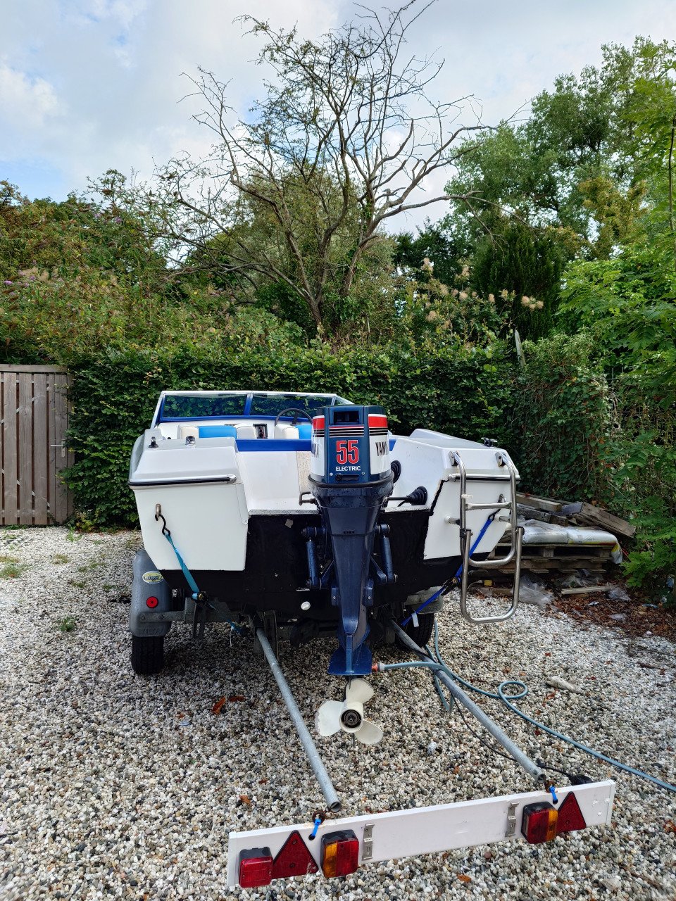 Beekman Ultra 450 met Riba Trailer, 55 PK motor en toebehoren