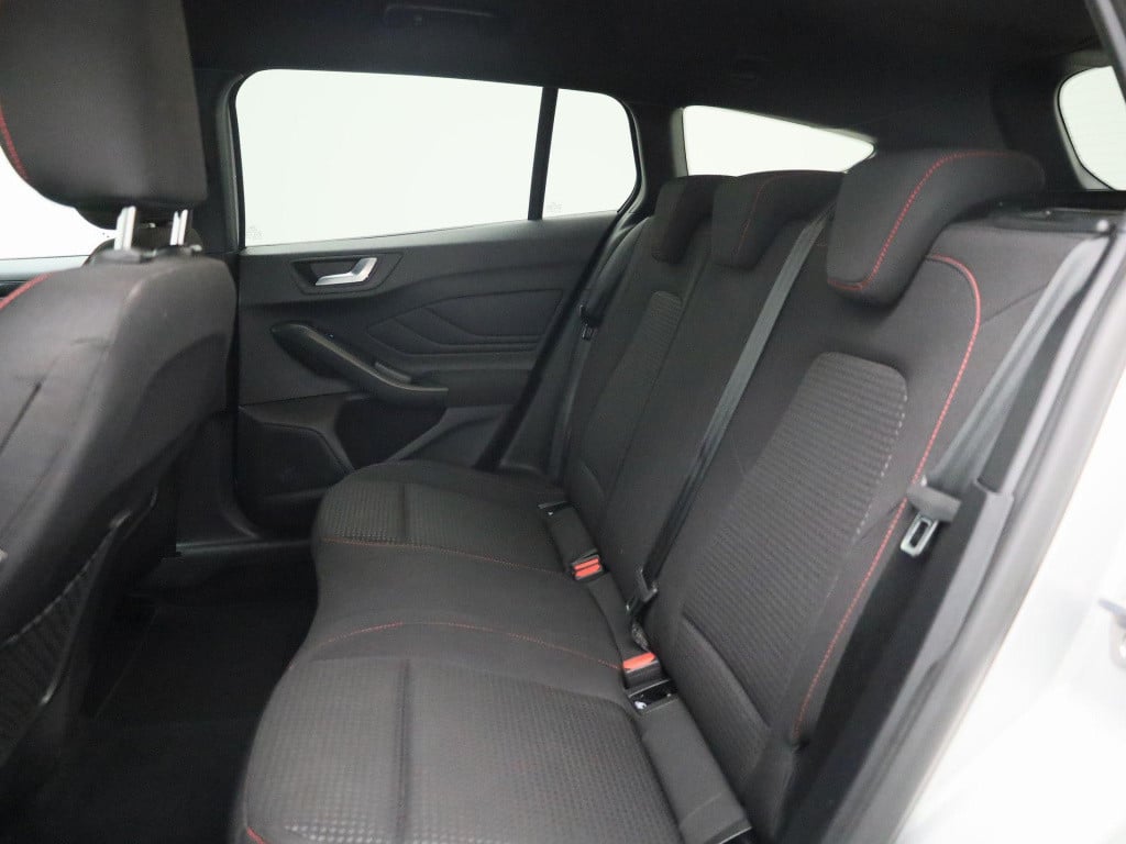 Ford Focus st-line | automaat | cruise control | climate control | winterpa