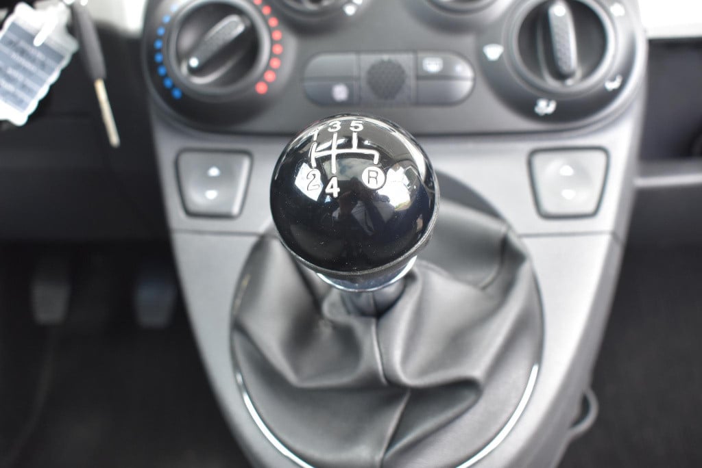 Fiat 500 0.9 twinair turbo lounge | lmv | panoramadak | airco | bluetooth