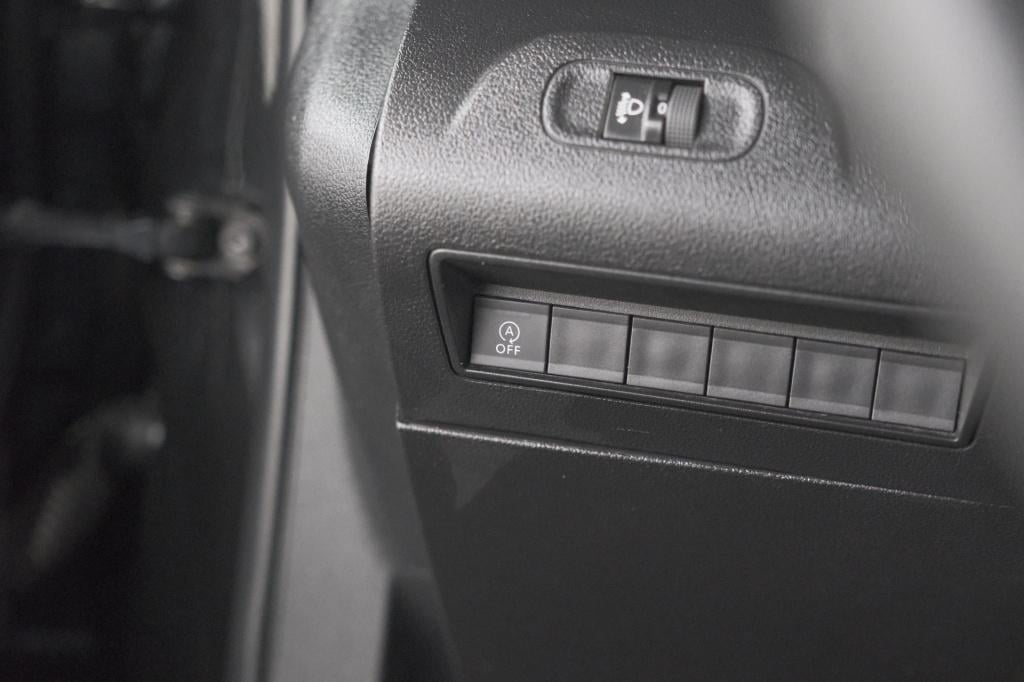 Peugeot Partner 1.6 bluehdi premium | maxton pack | camera | dodehoekdetect