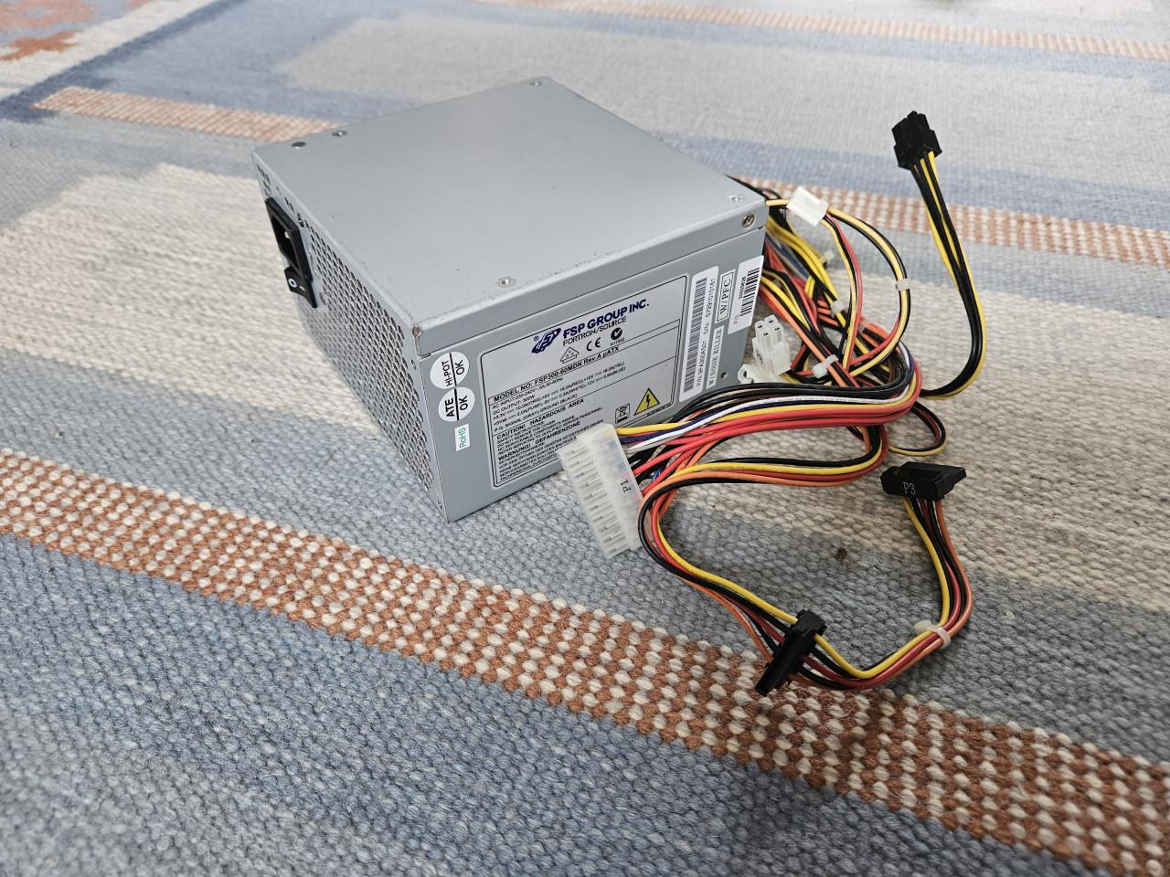 Voeding voor computer.