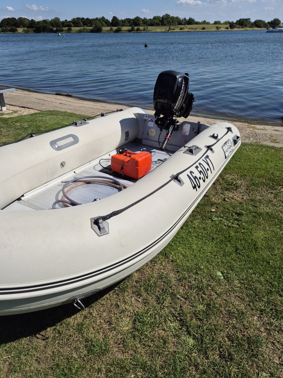 Base marine 3.60 met 15pk mercury