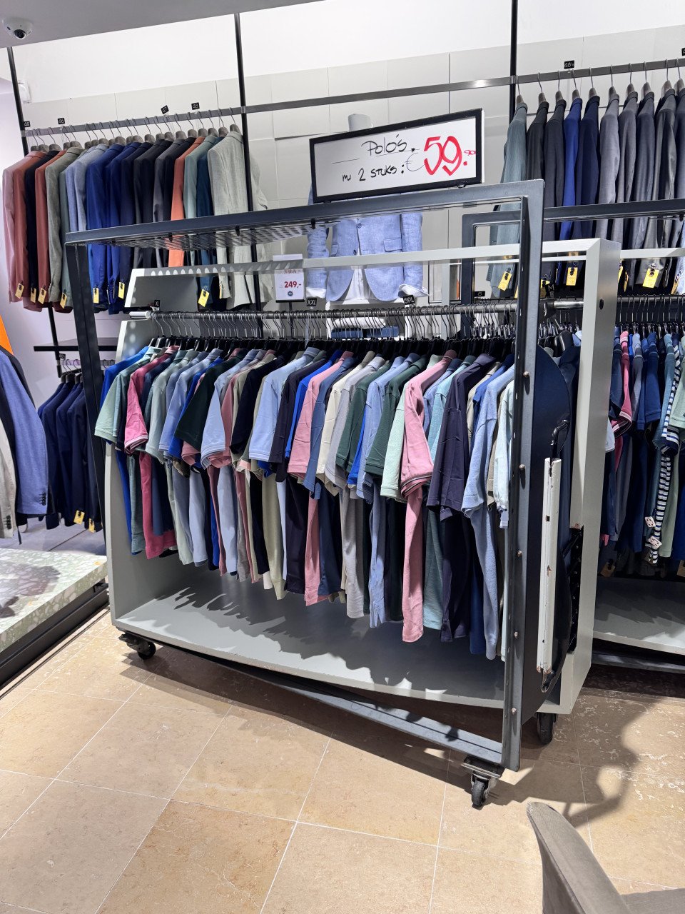 4 x Kleding kar van staal met hout