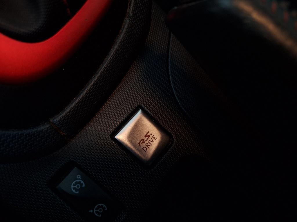 Renault Clio 1.6 r.s.