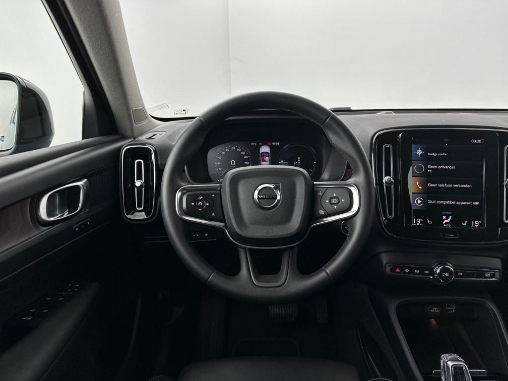 Volvo XC40 t4 211pk recharge plus dark| leder| adap.cruise| elek.stoelen| c