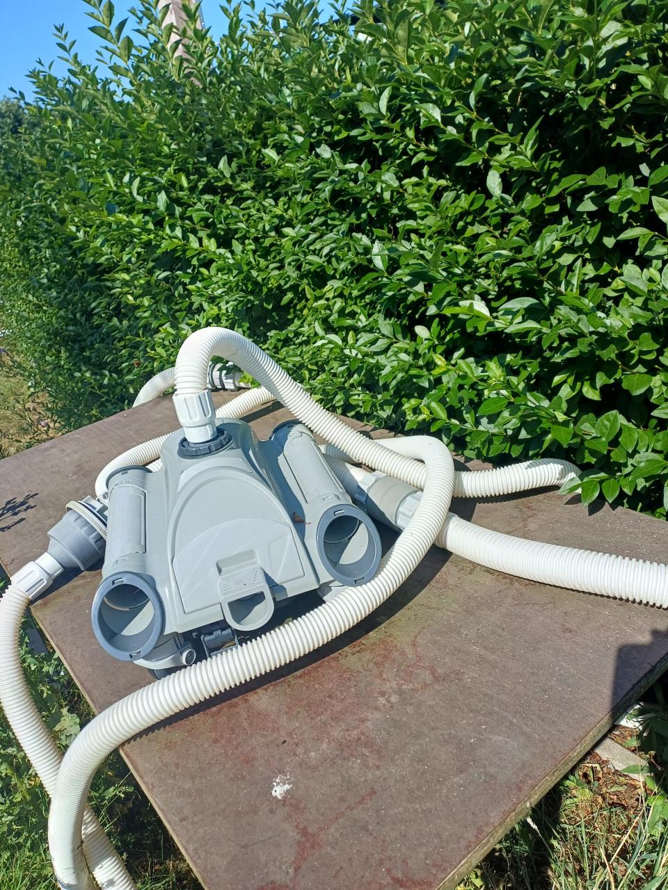 Zwembad bodemreiniger merk: Intex