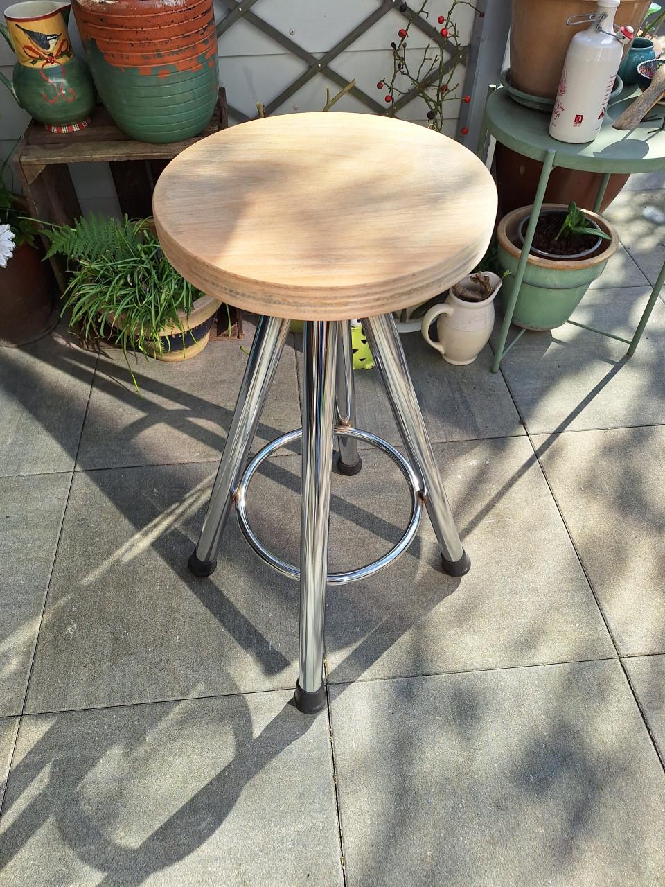 Kruk 85 cm hoog