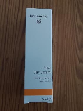 Dr. Hauschka Rozen Dagcreme NIEUW!!