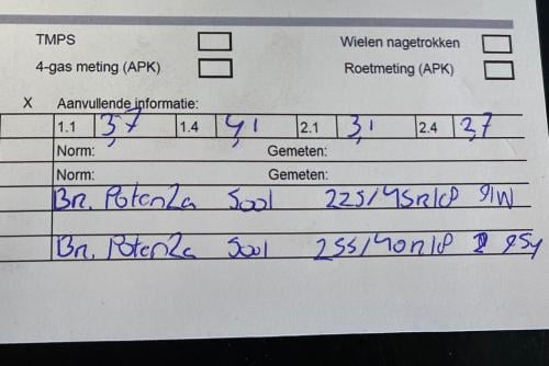 Schadevrije originele BMW velgen met zomerbanden