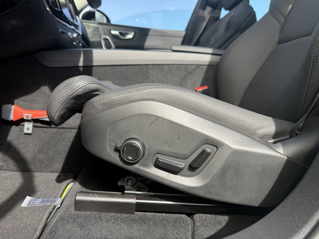 Volvo XC60 t6 398pk recharge ultra dark| panodak| 360camera| adap.cruise| t